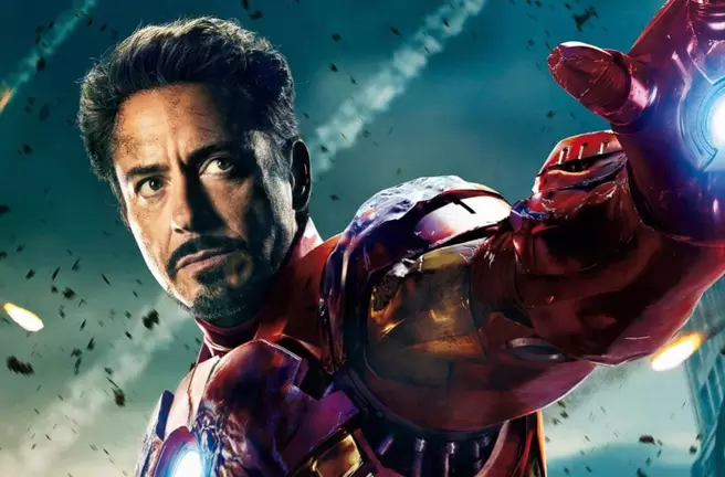 Which Infinity Stone is embedded in Tony Stark's arc reactor in 'The Avengers'?