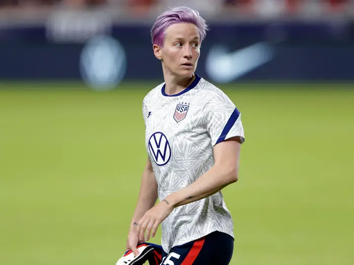 Which position does Megan Rapinoe play in soccer?