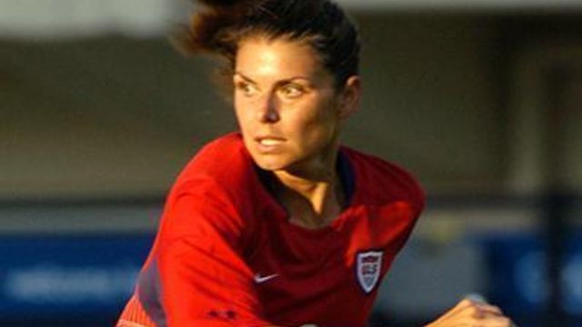 Which year did Mia Hamm start playing for the US Women's National Team?