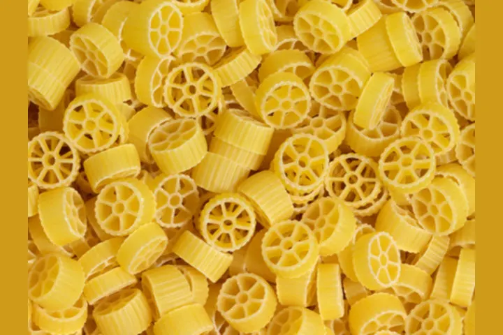Which pasta shape is tube-shaped with diagonal cuts at the ends?