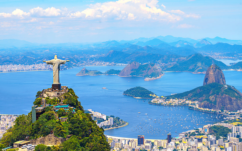 Which famous event takes place at the Sambadrome in Rio de Janeiro?