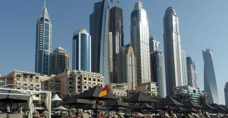 Which famous Dubai landmark is shaped like a sail?