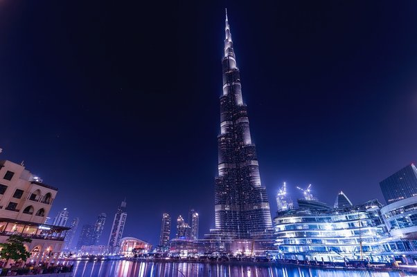 What is the tallest building in Dubai?