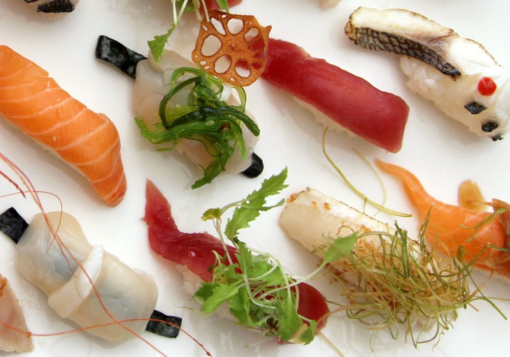 What does the word 'nigiri' mean in Japanese?