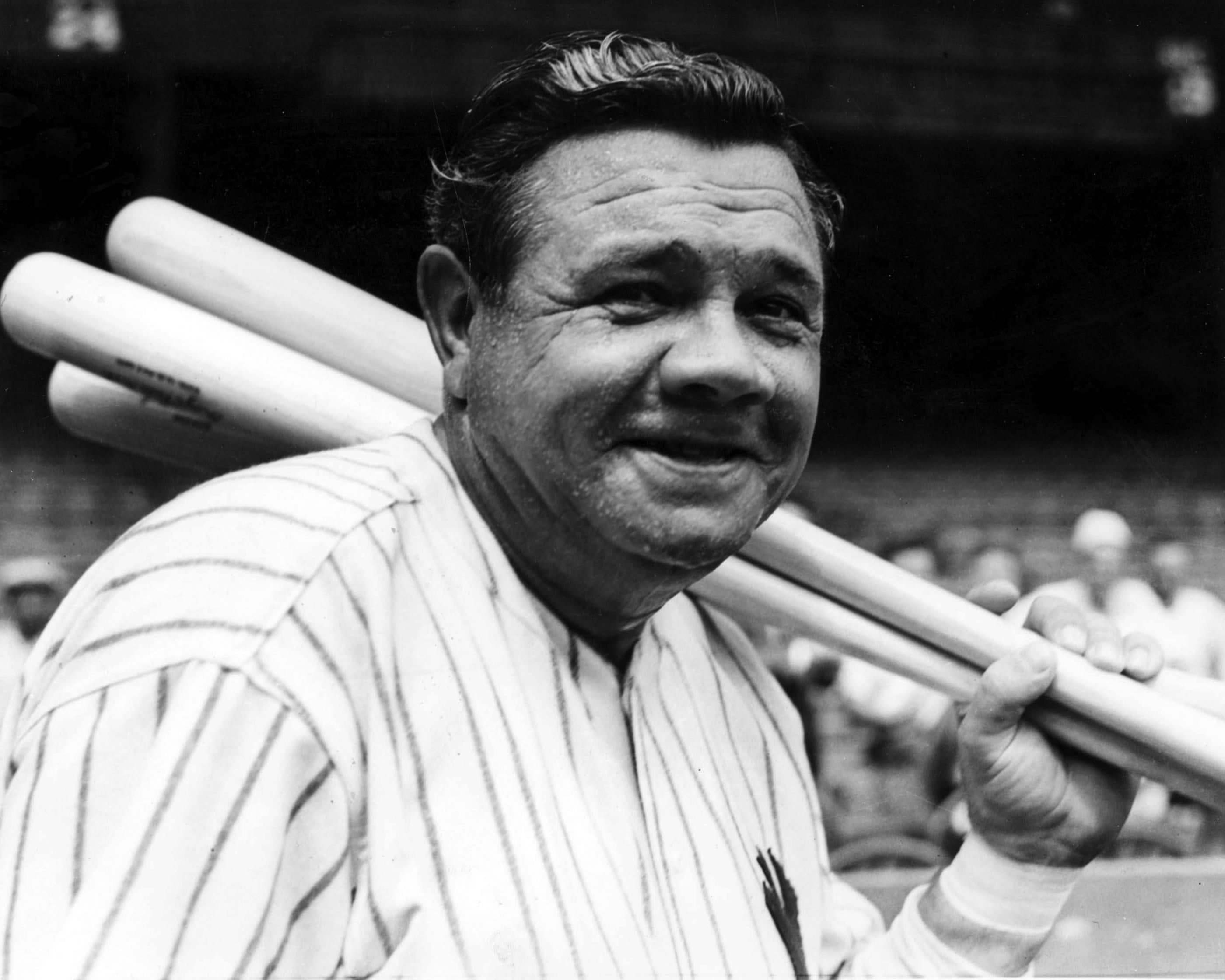 In what year did Babe Ruth hit a record 60 home runs?