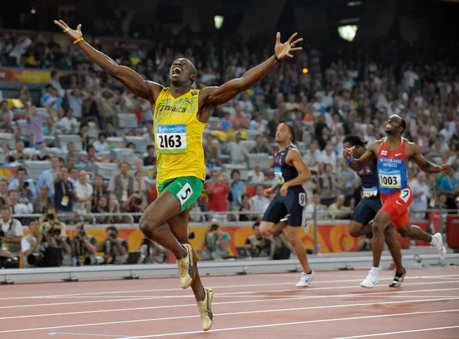 Which sprinter won the gold medal in the 4x100-meter relay at the 2012 Olympics?
