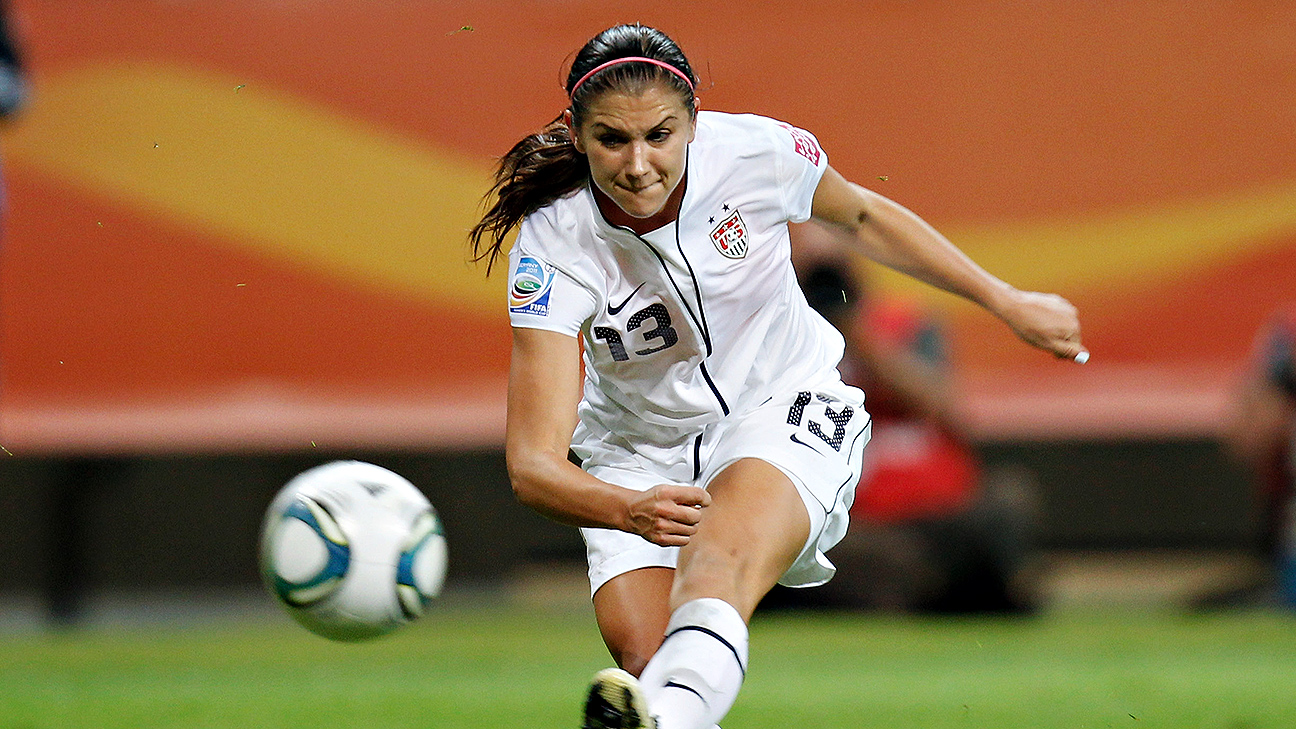 Which club did Alex Morgan join in 2016 to play in the National Women's Soccer League (NWSL)?