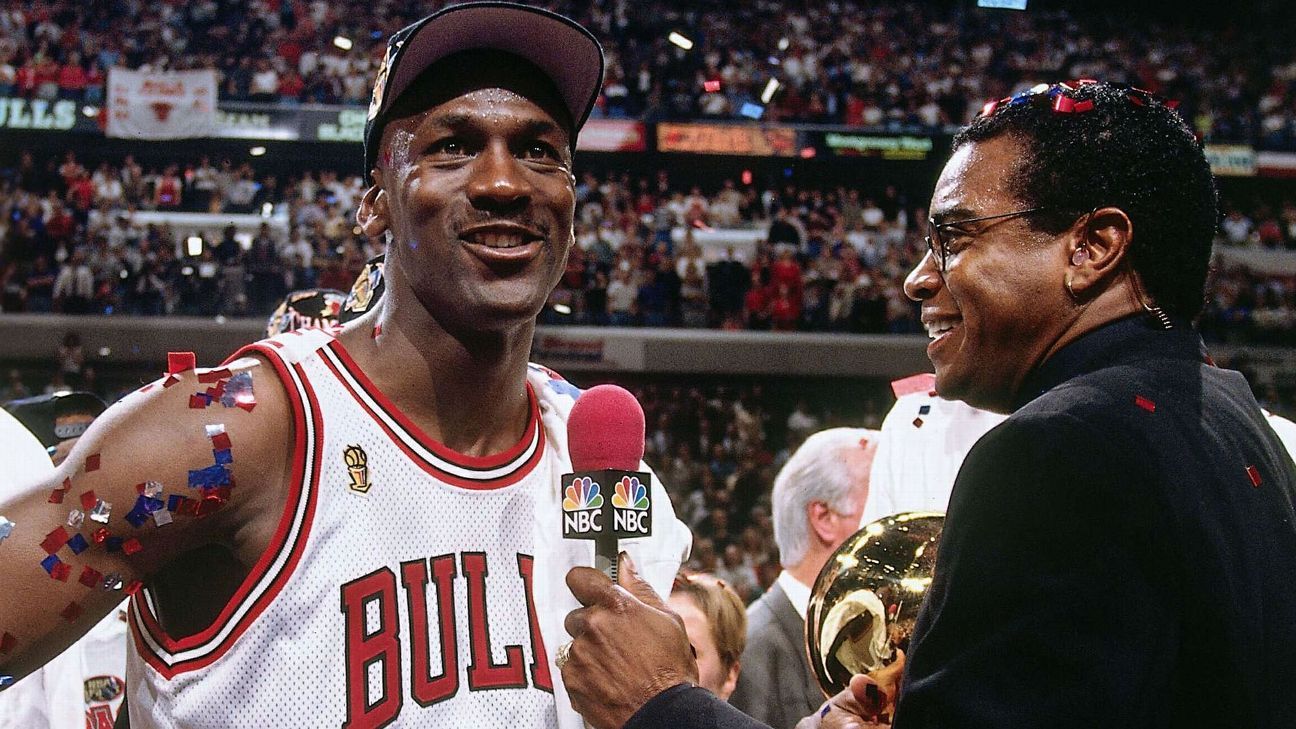 Which NBA team did Michael Jordan defeat in the 1993 NBA Finals?