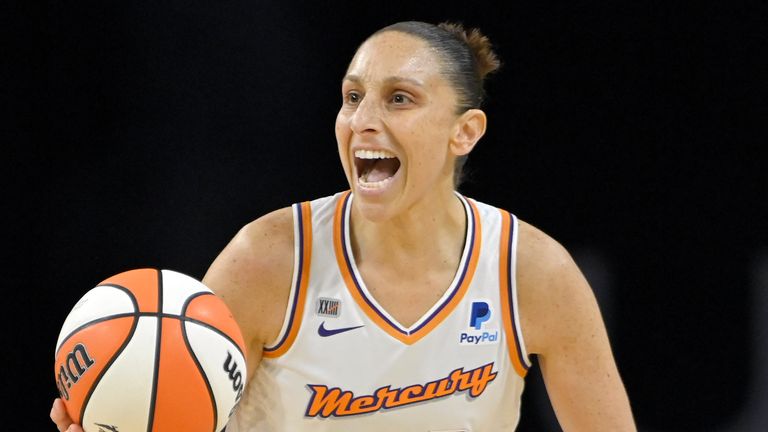 What position does Diana Taurasi primarily play?