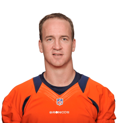 Which coach was Peyton Manning known for working closely with?
