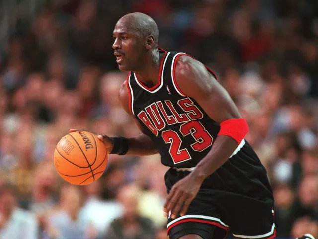 What is Michael Jordan's career scoring average?